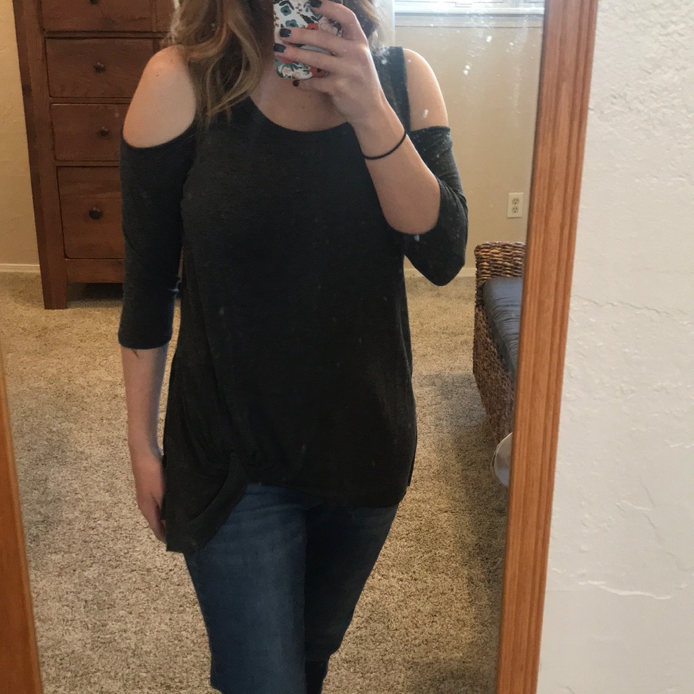 Grey open shoulder top.